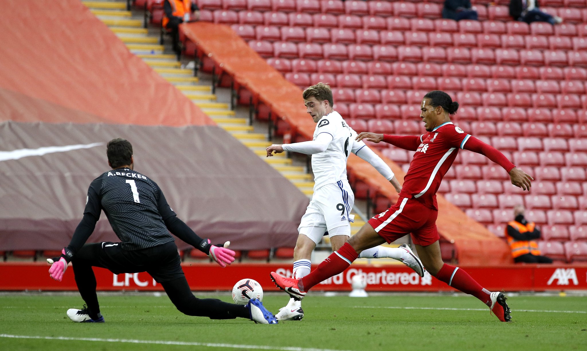 中排名更靠 中排名更靠